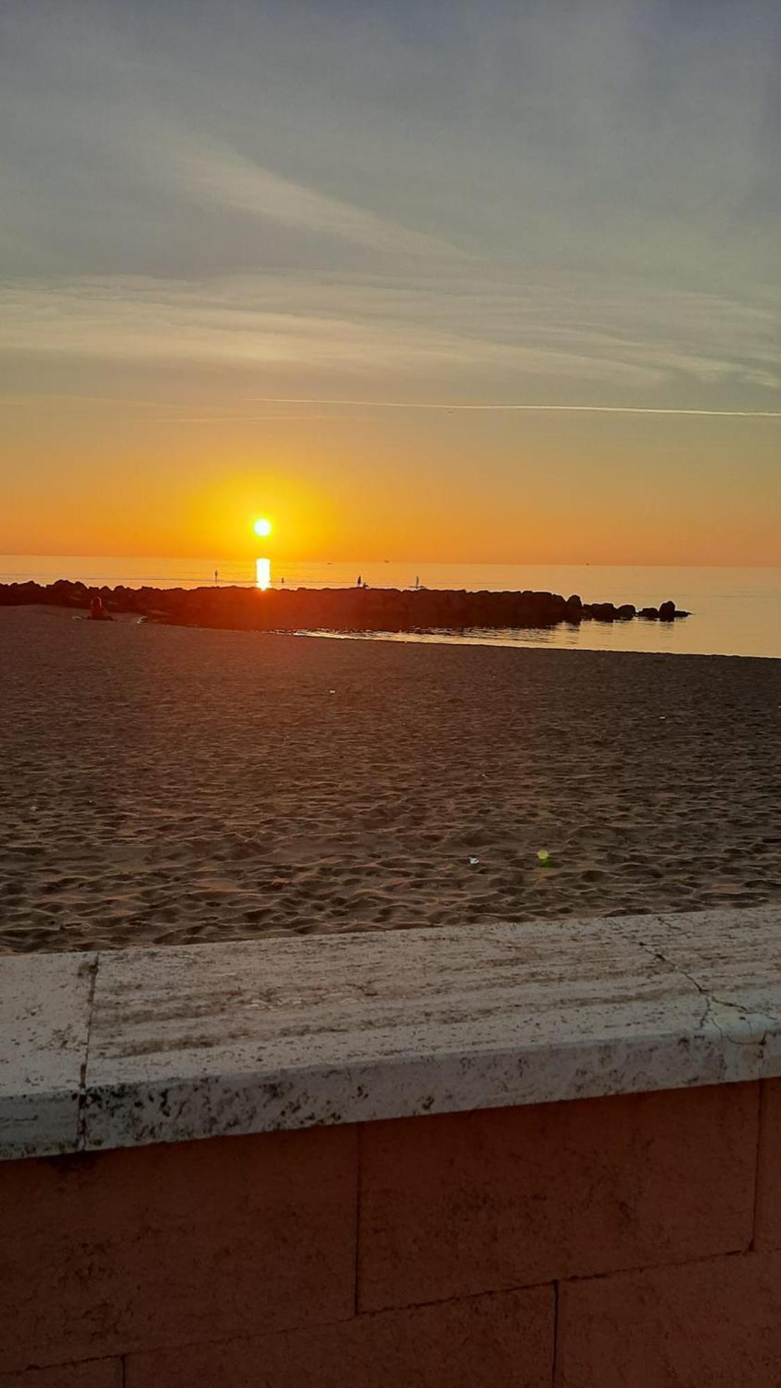 Apartmán La Terrazza Sul Faro Fiumicino Exteriér fotografie